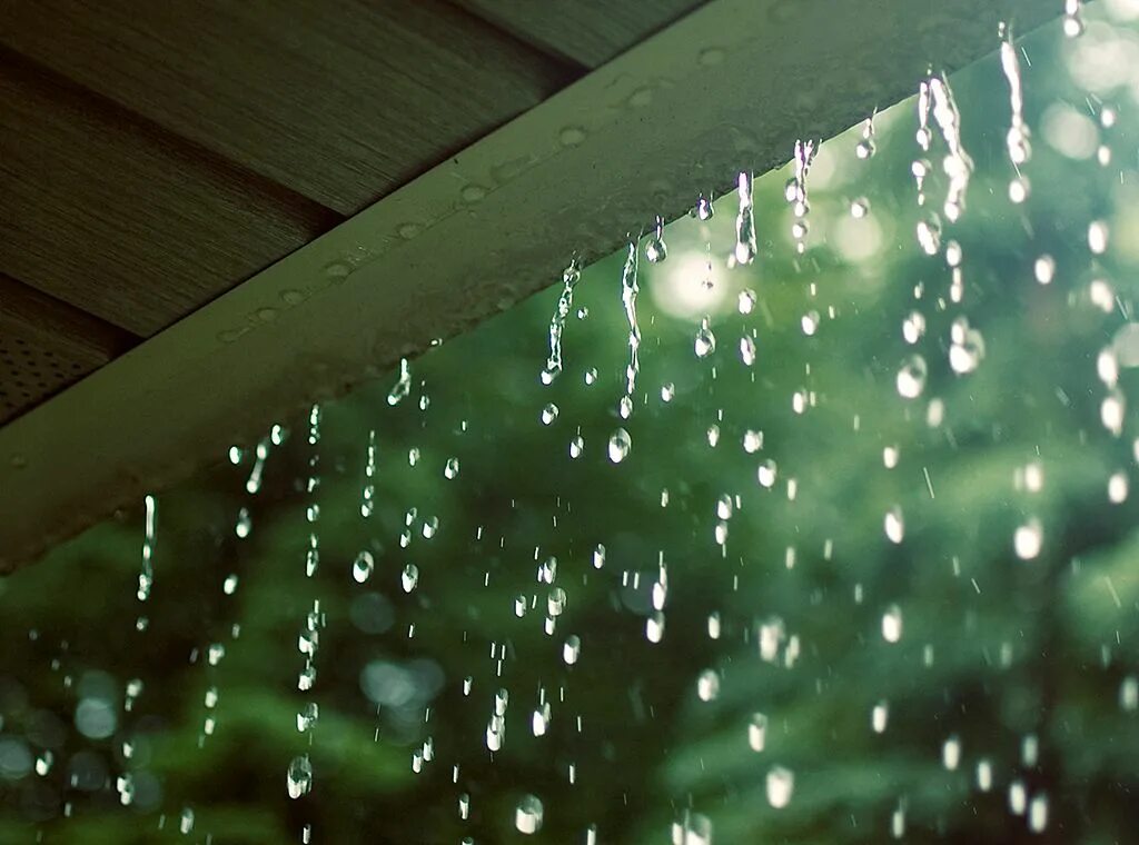 During rain. Свет и дождь. Крыша дождь. Капли дождя звук. Дизайн дождевых капель.