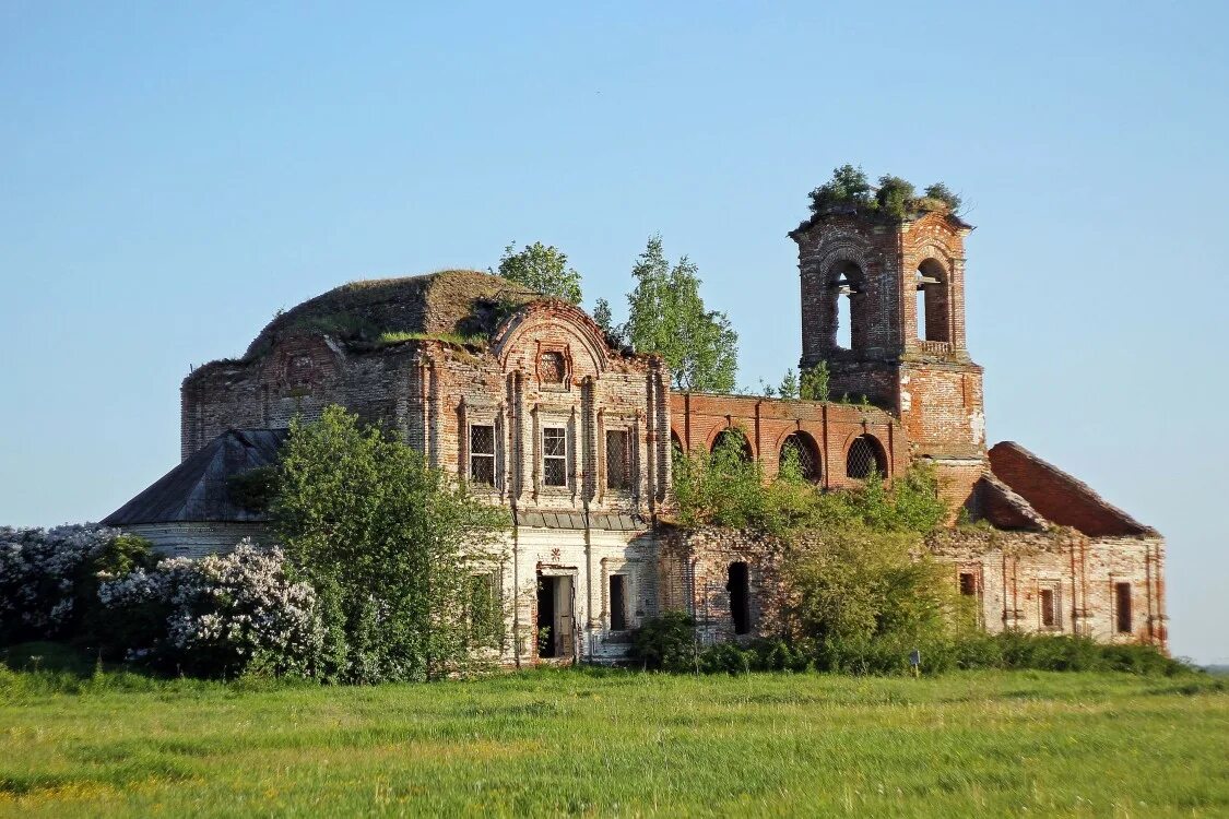 Самое в орловской области. Подрелье Кировская область Церковь. Введенская Церковь в селе Подрелье. Церковь села Подрелье Орловского уезда. Кировская область Орловский район Подрелье.