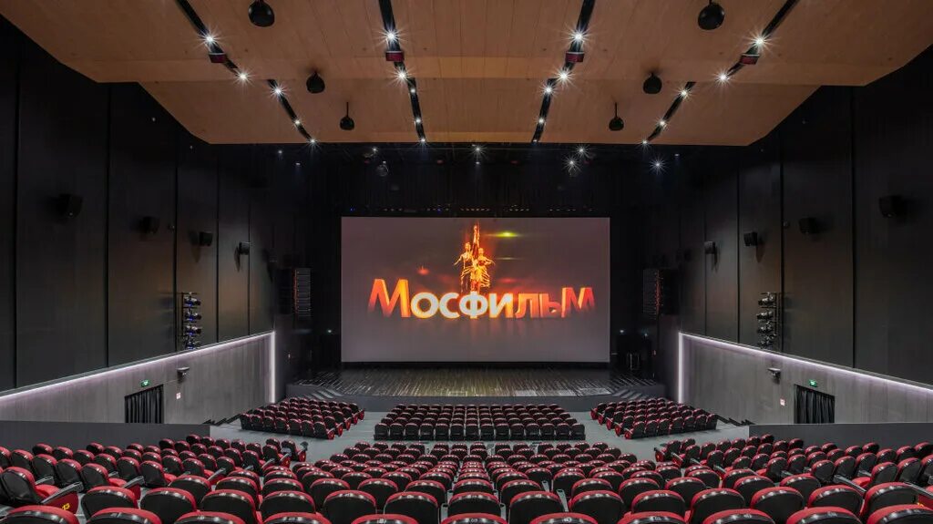 Синема парк мосфильмовская. Филион 4 зал. Павильоны мосфильма. Синема парк филион на багратионовской. Синема парк филион зал 10.