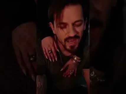 Марвин и маша вебер целоваться
