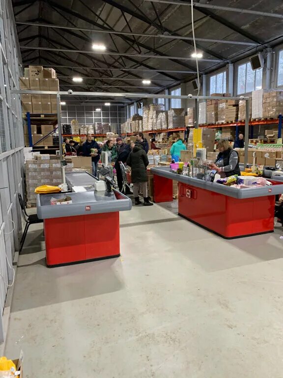 Волоколамск магазины. Светофор волоколамск. Светофор волоколамск. Радищева 46 светофор магазин. Магазин светофор волоколамск нужен крем для руками.