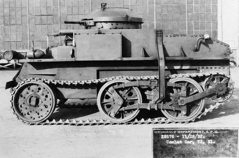 Первый американский танк. Танк Кристи m1921. Танк Combat car t2. Колёсно гусеничный танк т2. Т1 американский танк Cunningham.