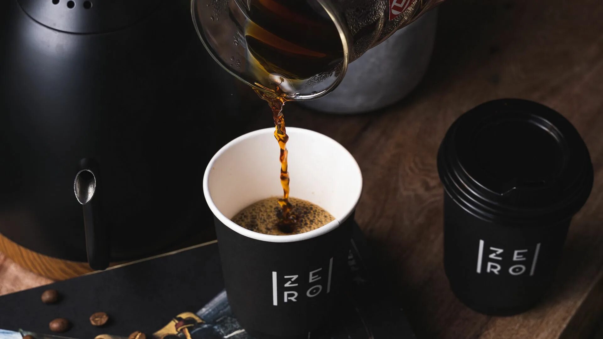 Paper Coffee Cup Mockup Paper coffee cup, Coffee cups, Mockup free psd
