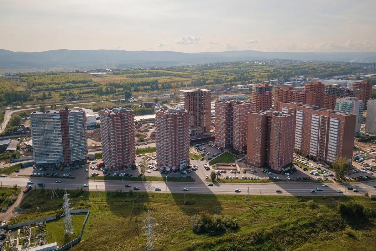 Жилье красноярск край. ЖК Глобус Красноярск. Глобус мясокомбинат Красноярск ЖК. Глобус Юг Красноярск. ЖК Глобус Юг.