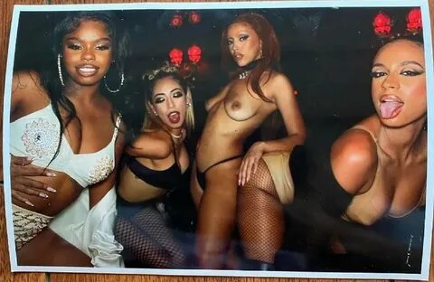 Doja Cat Nude Topless Birthday Party Set Leaked - Lewd Influencers.