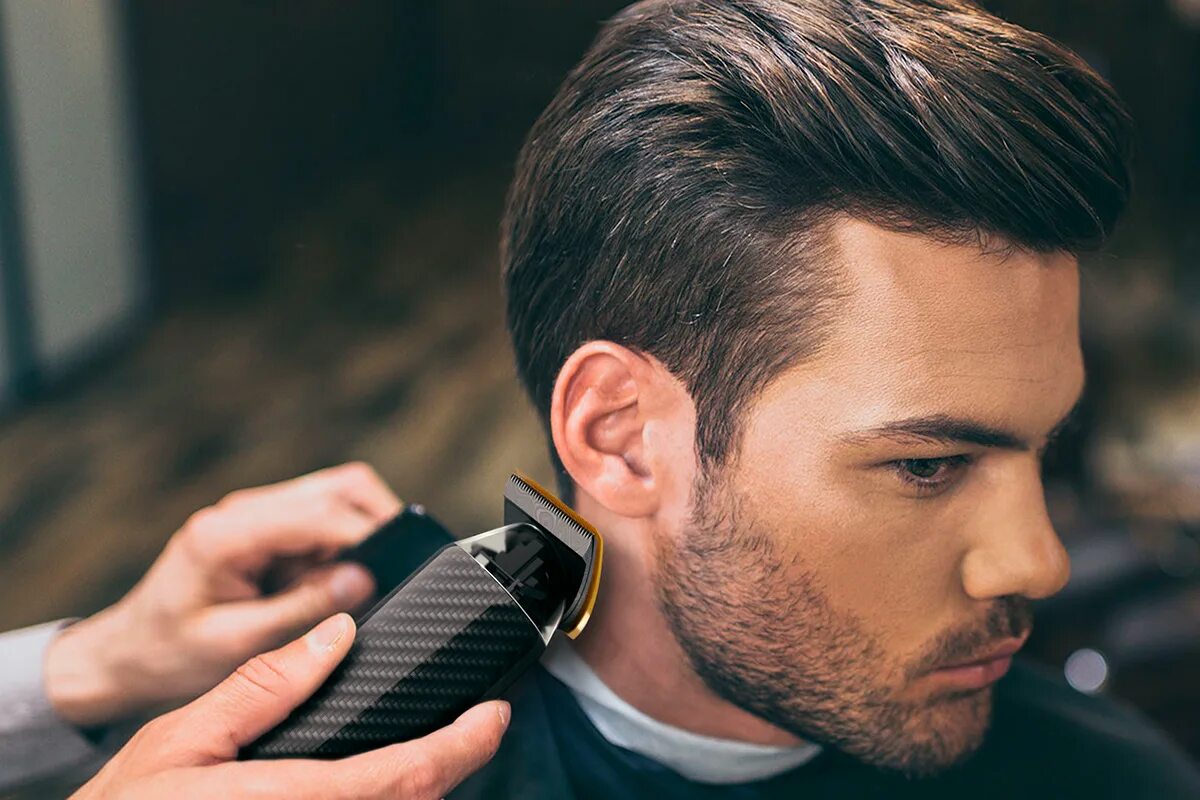 Austin Stowell