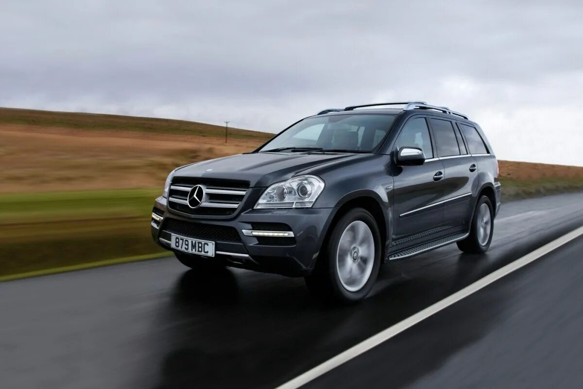 Мерседес gl 350 bluetec. Mercedes gl x164. Мерседес-бенц gl500 4 matic 2007. Размер багажника мерседес gl 350. Mercedes-benz ml w164 чертеж.