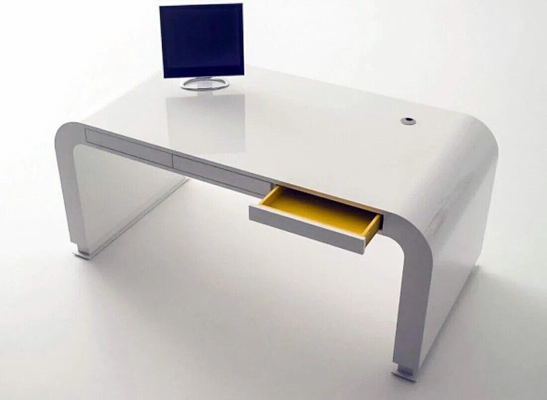 Table bad small