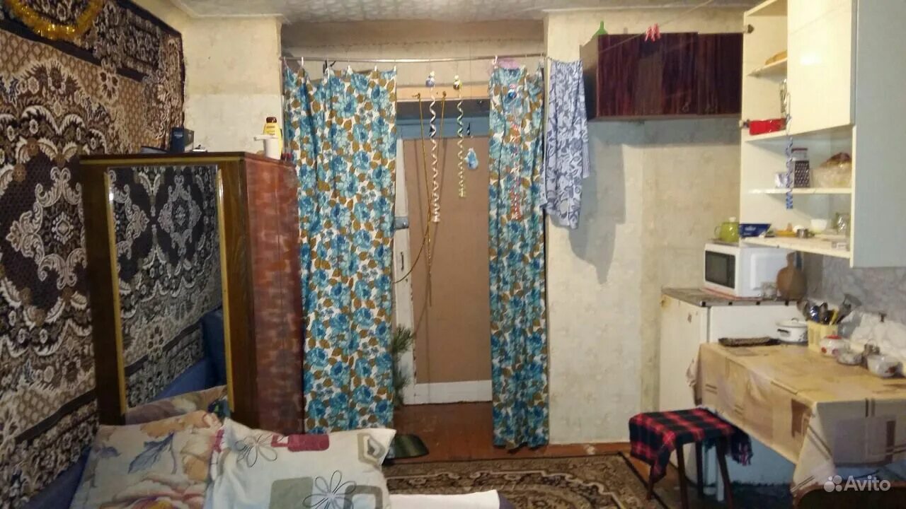 кухня в коммуналке. самую дешевую комнату коммуналка. можно ли продать комнаты в коммуналке. комната в коммуналке спальня. можно ли продать комнаты в коммуналке.