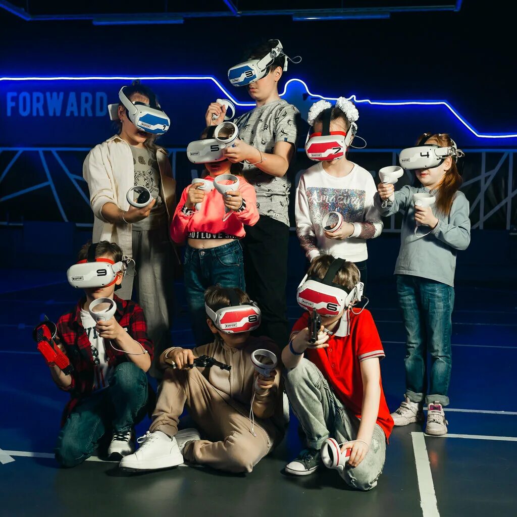 Vr-арена warpoint. виртуальная реальность на arena vr. зона виртуальной реальности глазов. виртуальная реальность тула. арена виртуальной реальности warpoint челябинск.