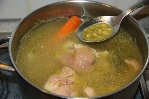 Вкусный бульон из свинины