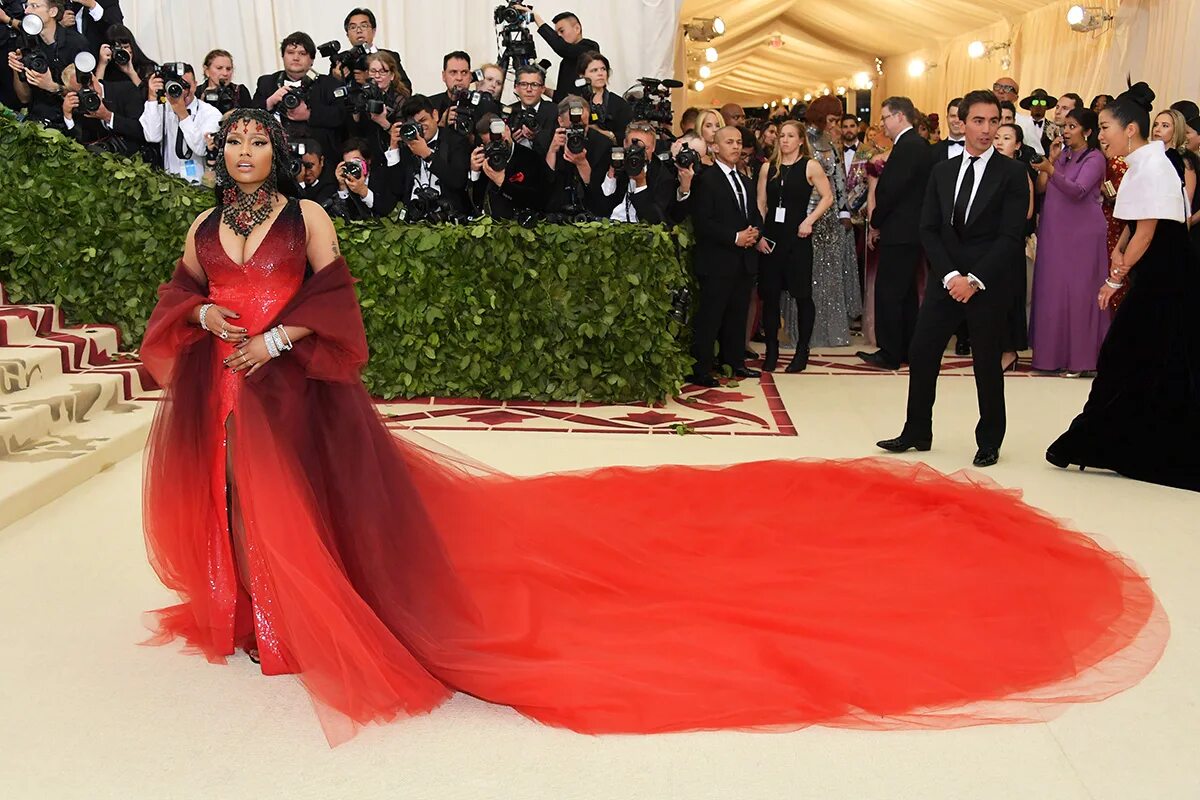 Что такое met gala. Мет гала 2018. met gala 2019 ники минаж. рианна платье гала 2018.
