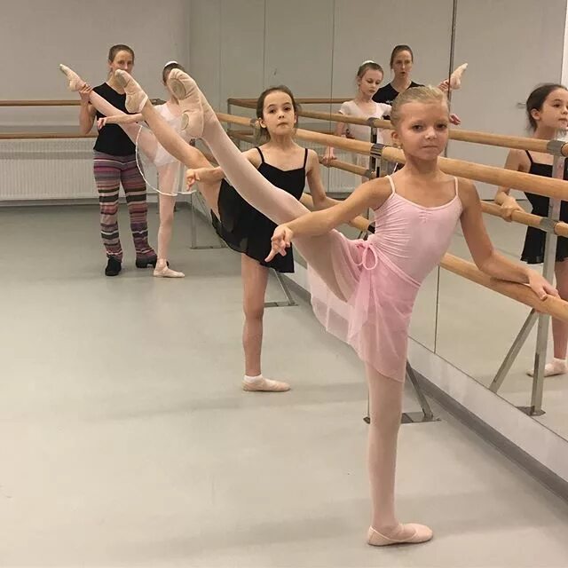 Школа классического балета "Ballet School" г Черкассы. Балетная школа. Лучшие Балетные школы Москвы. Государственная балетная школа. Балетная школа балета