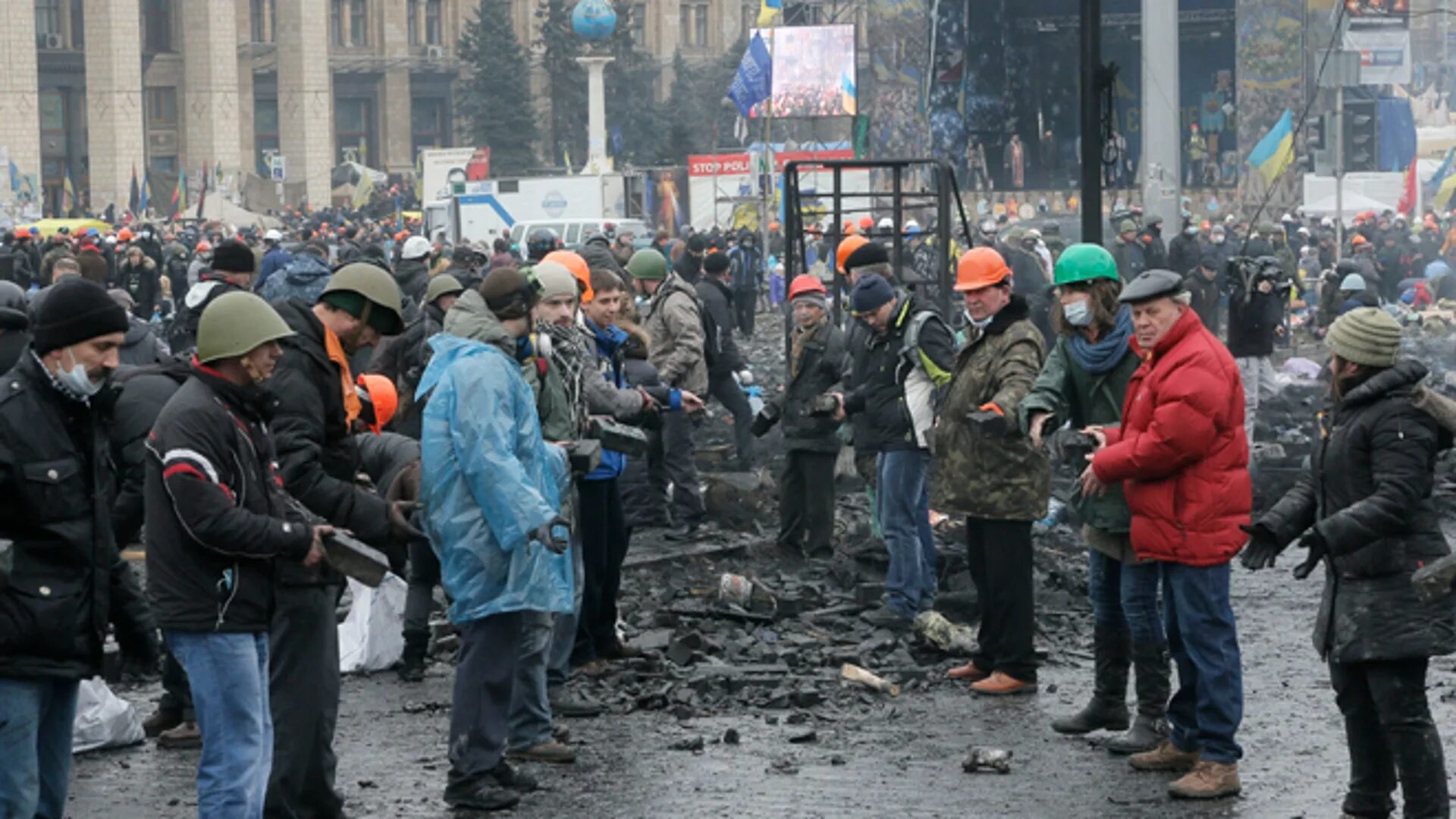 Киев 2014. Украина 2014 Майдан Незалежности. Майдан Украина 2013. Участники майдана