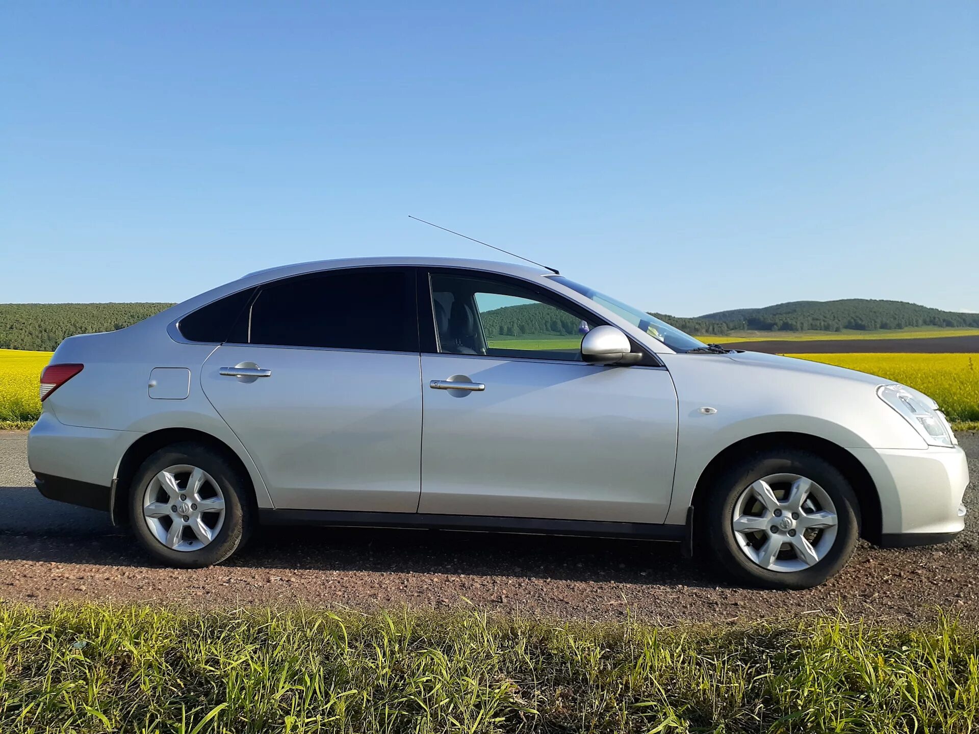 Ниссан альмера g15 колеса 17. Nissan almera g15 диски r18. Ниссан альмера g15. Nissan almera g15 r16. Альмера g15 r16.