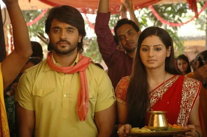 Gunahon ka devta сериал 2010–2011. повелитель грешников индийский на русском языке. индийский повелитель. сериал цвет страсти за кадром. индийский сериал ашиш шарма сериал.