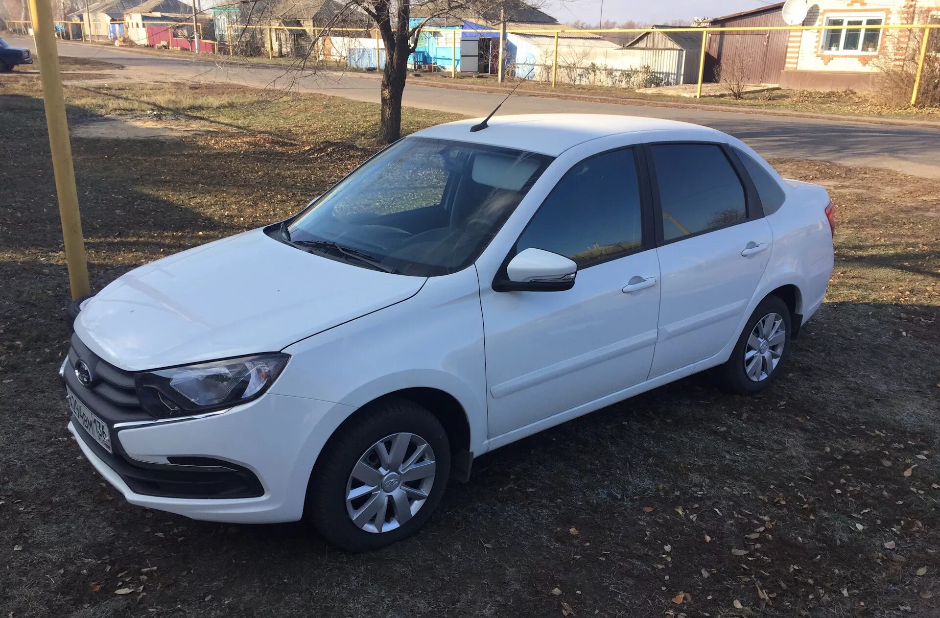 Гранта фл белая. Белая гранта лифтбек зима. Гранта фл седан белая. Гранта фл белая. Гранта фл белая.