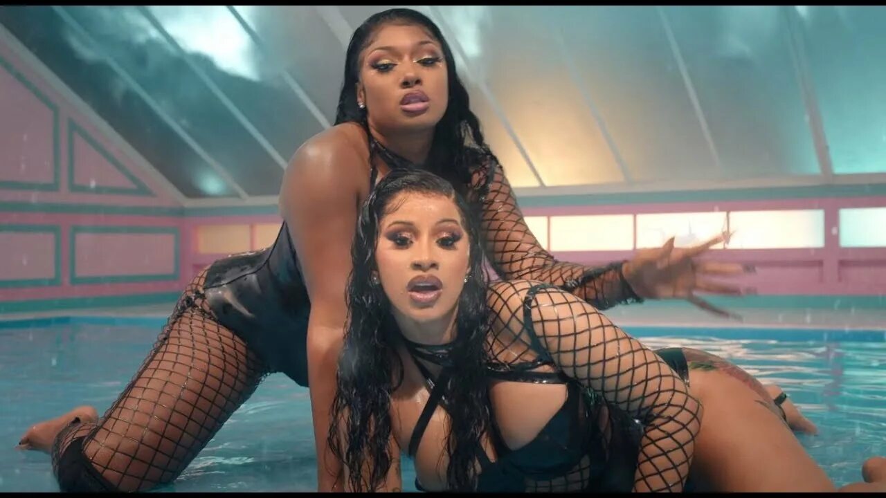 Wap feat. Карди би wap. Cardi b Megan Thee wap. Карди би и Megan Thee Stallion. Cardi b and Megan Thee Stallion deliver.