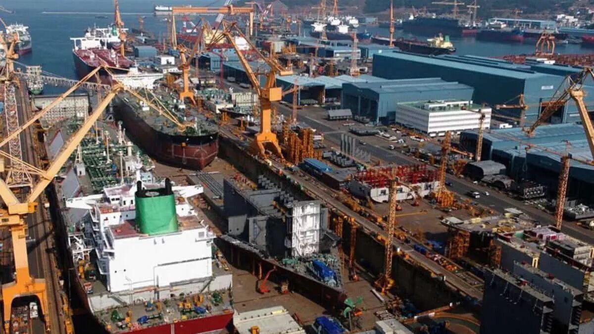 Крупнейшие предприятия судостроения. Верфь Daewoo Shipbuilding. Daewoo Shipbuilding Южная Корея. Судостроительные верфи Южной Кореи. Daewoo Shipbuilding & Marine Engineering (DSME).