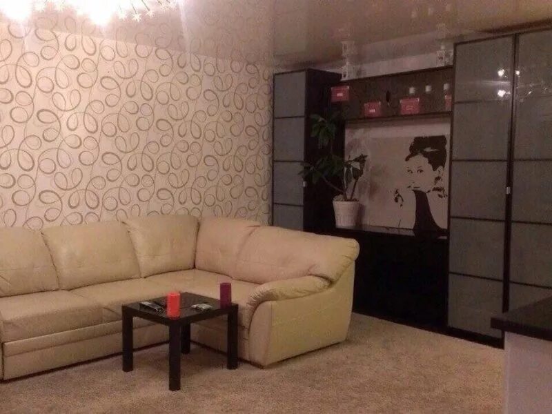 Снять квартиру в ижевске на месяц недорого без посредников с фото. Крисанова 25 1 комнатная квартира. Квартира сухом логу однокомнатная. Снять квартиру сухой лог на длительный срок. Сухой лог горького 14 3 подъезд 49 квартира.