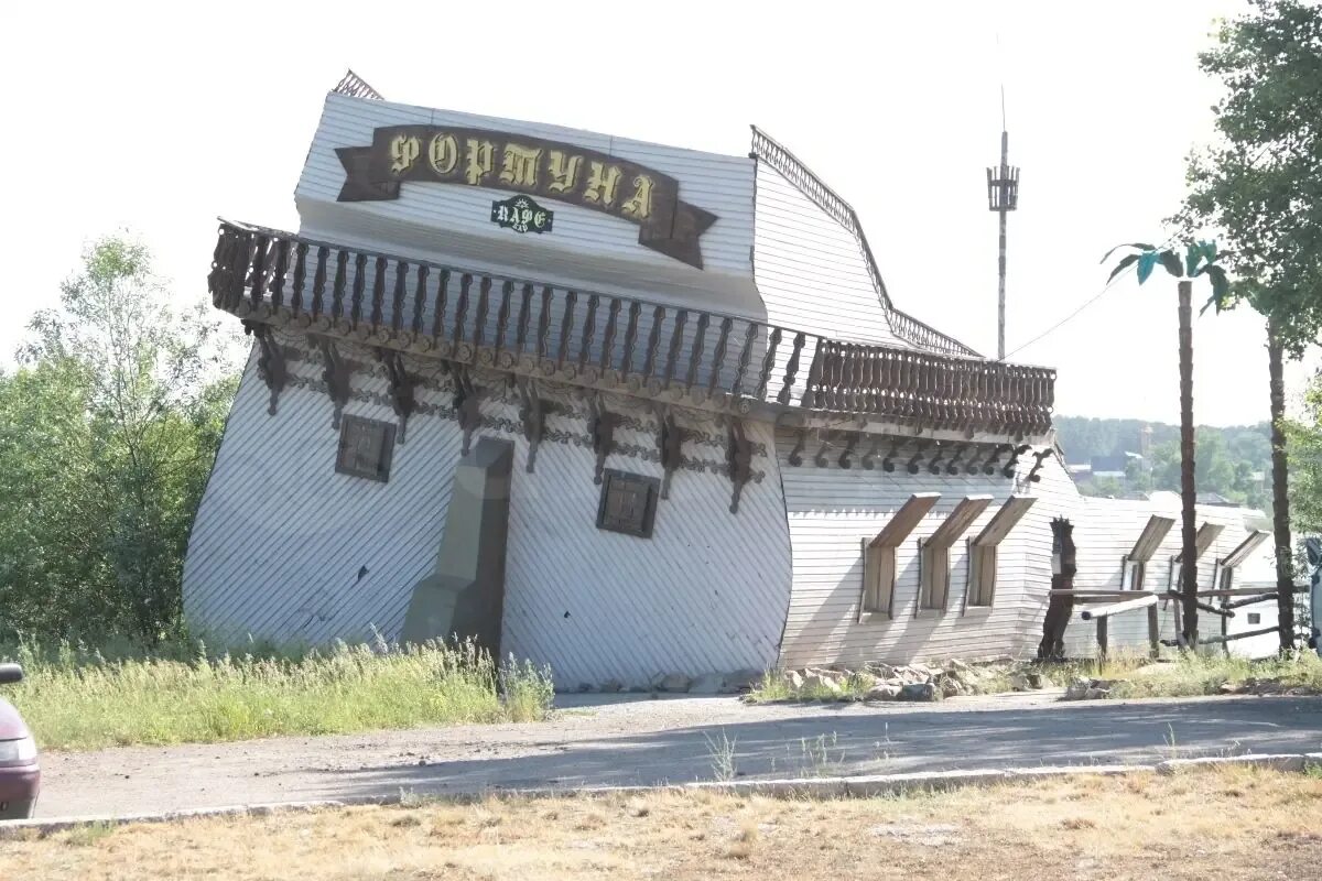 Павловск алтайский край улица. Кафе Фортуна Павловск Алтайский край. Павловск Алтайский край кафе корабль. Корабль Павловск Алтайский край. Село Павловск Алтайский край достопримечательности.