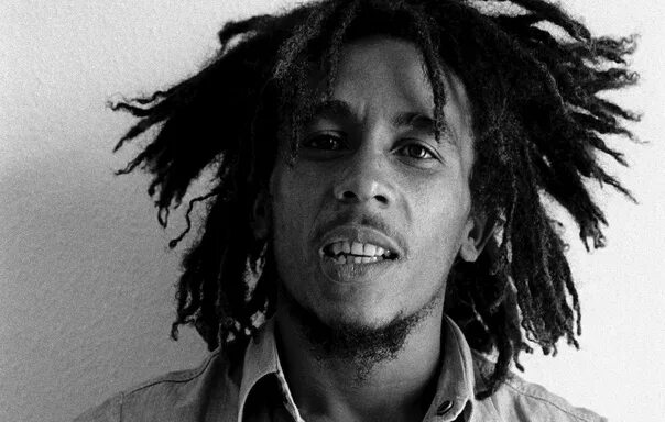 Bob marley iron. Прическа боба марли. Боб марли. Прическа боба марли. Внук боба марли.