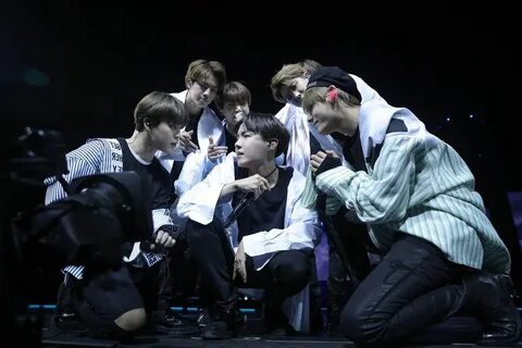 Bts сцена