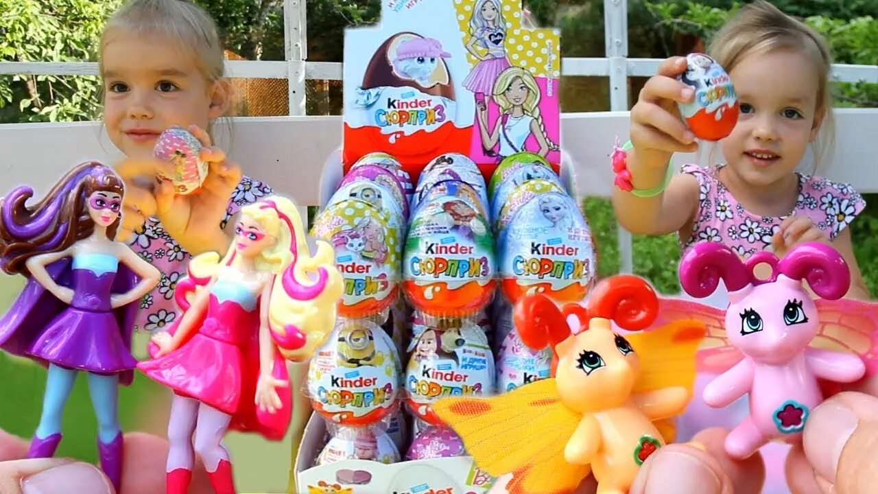 Включи kinder toys. Киндер игрушки для девочек. Киндеры для девочек игрушки. Киндер сюрприз для девочек. Киндер сюрприз игрушки для девочек.