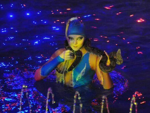 Омский цирк на воде. Омский цирк на воде 2005 год. Омск под водой
