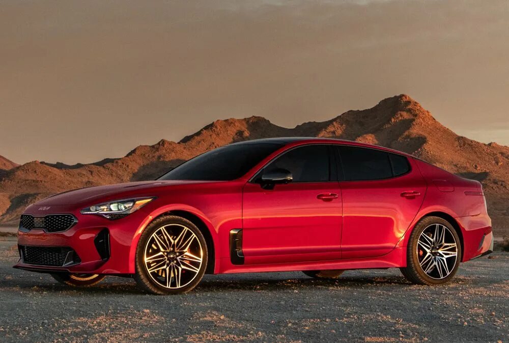 Киа стингер 2022 цена и комплектация. Kia Stinger 2022. Kia Stinger gt 2022. Kia Stinger 2021. Kia Stinger 2021 gt.