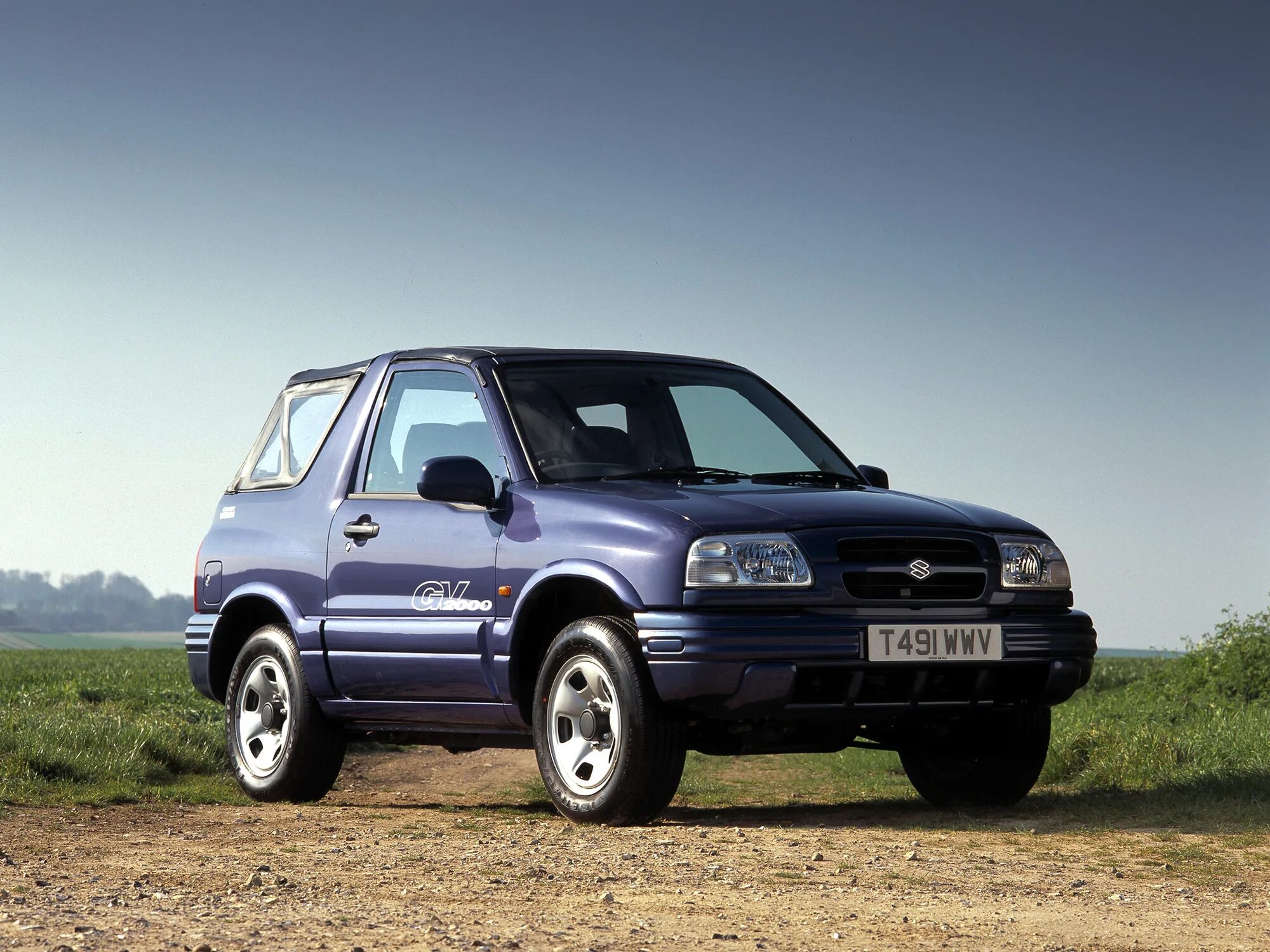 Сузуки первого поколения. Сузуки Гранд Витара 1 поколения. Suzuki Grand Vitara 1997. Suzuki Grand Vitara 2.0i. Suzuki Grand Vitara 1.6 94.