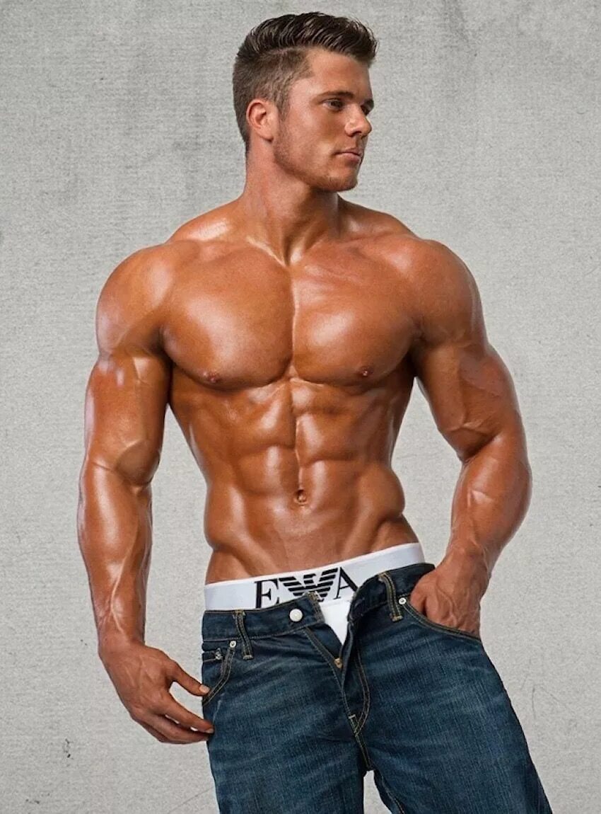 Качки мускулы. Красивые мышцы. Качки красивые. Бодибилдинг мужчины. Красивый культурист.