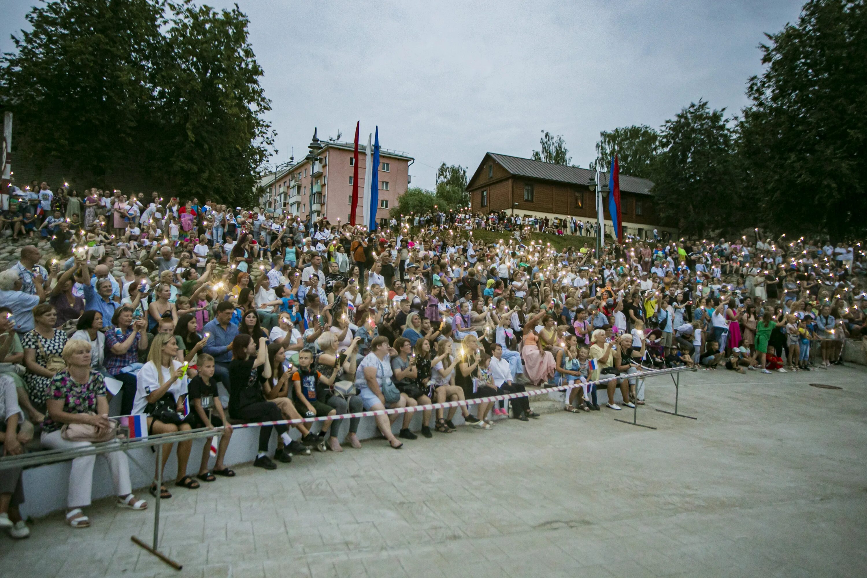 День псковского флага. Псков набережная. День флага Псков. 22 Августа 2022. День флага Псков 2022.