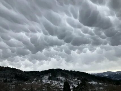 Облака маматус