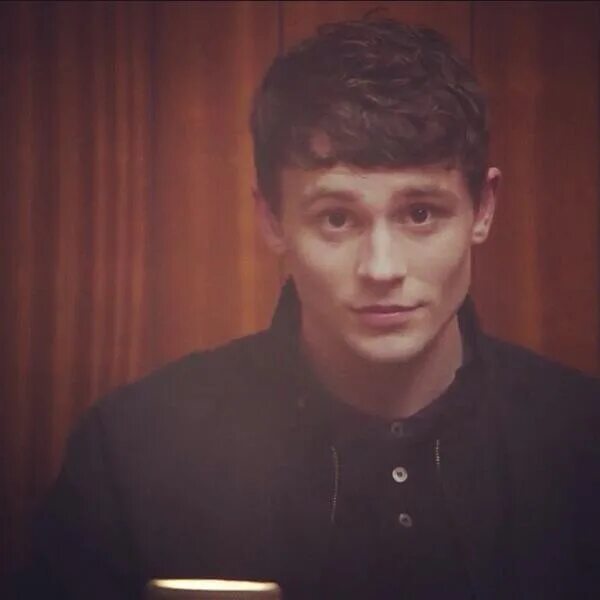 Tommy-Lee Winkworth. Tommy Lee Winkworth фильмография. Актер из клипа Love me again. Can you love me again