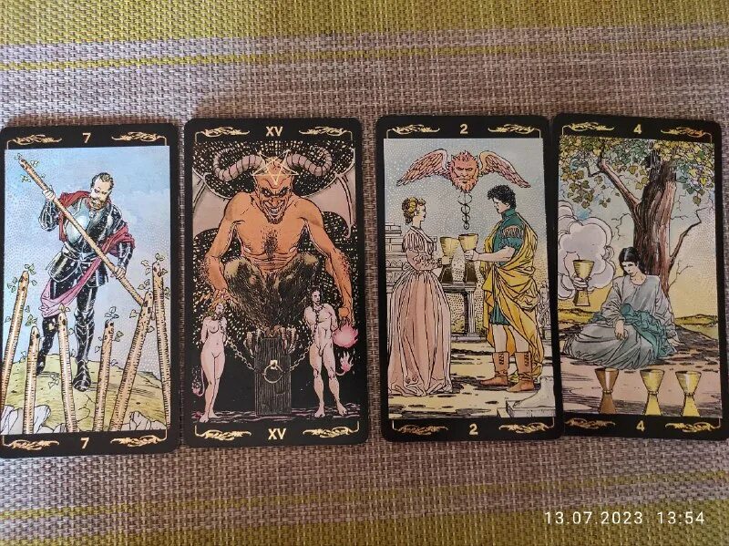 9 жезлов и король мечей