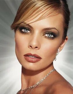 Jaime Pressly - More Free Pictures.