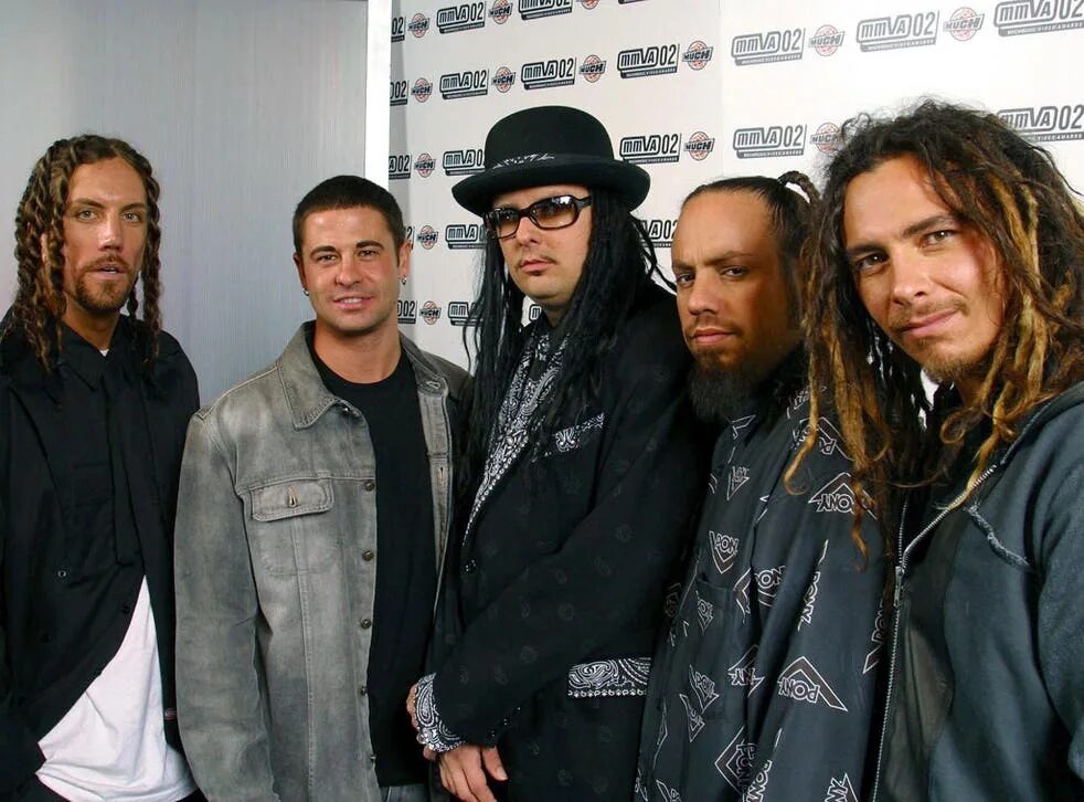Korn. Группа korn. korn 1994. участники группы korn. группа korn 2003.
