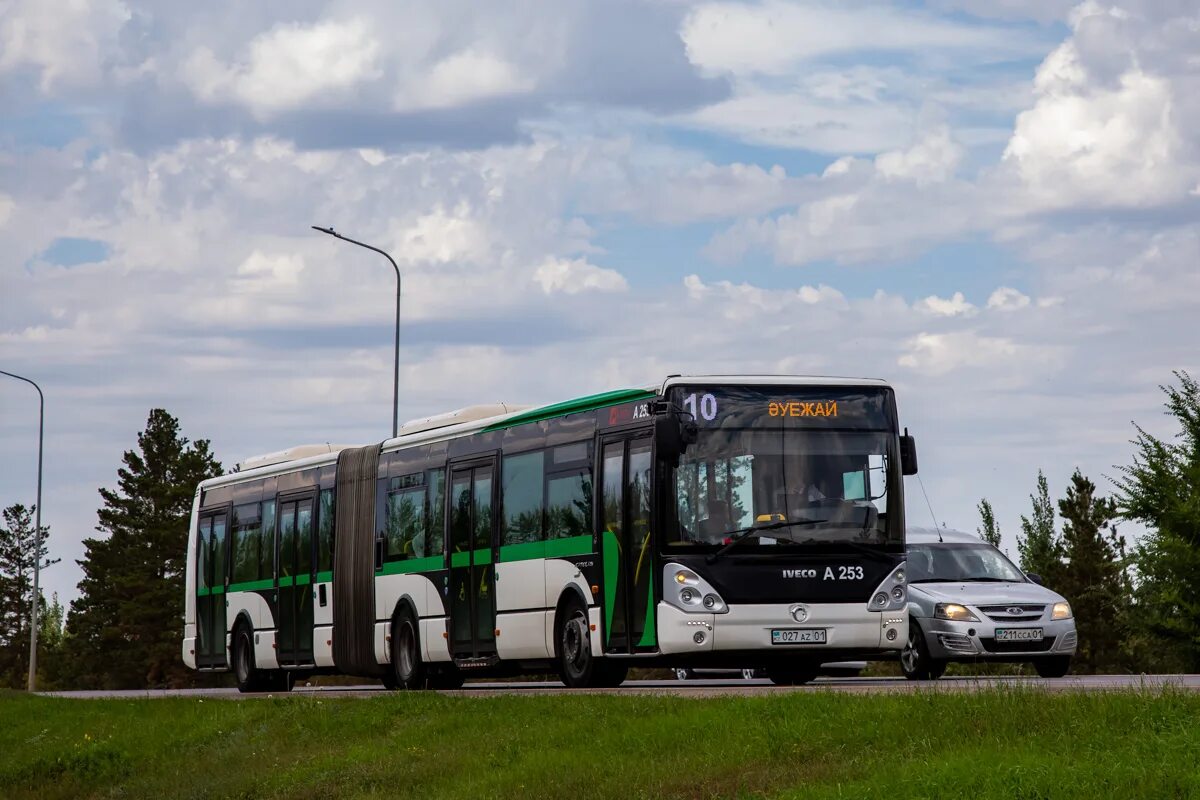 Автобус астана время. Irisbus citelis 18m. Автобус Астана. Автобус Ирисбус Астана. Автобус 10 Астана.