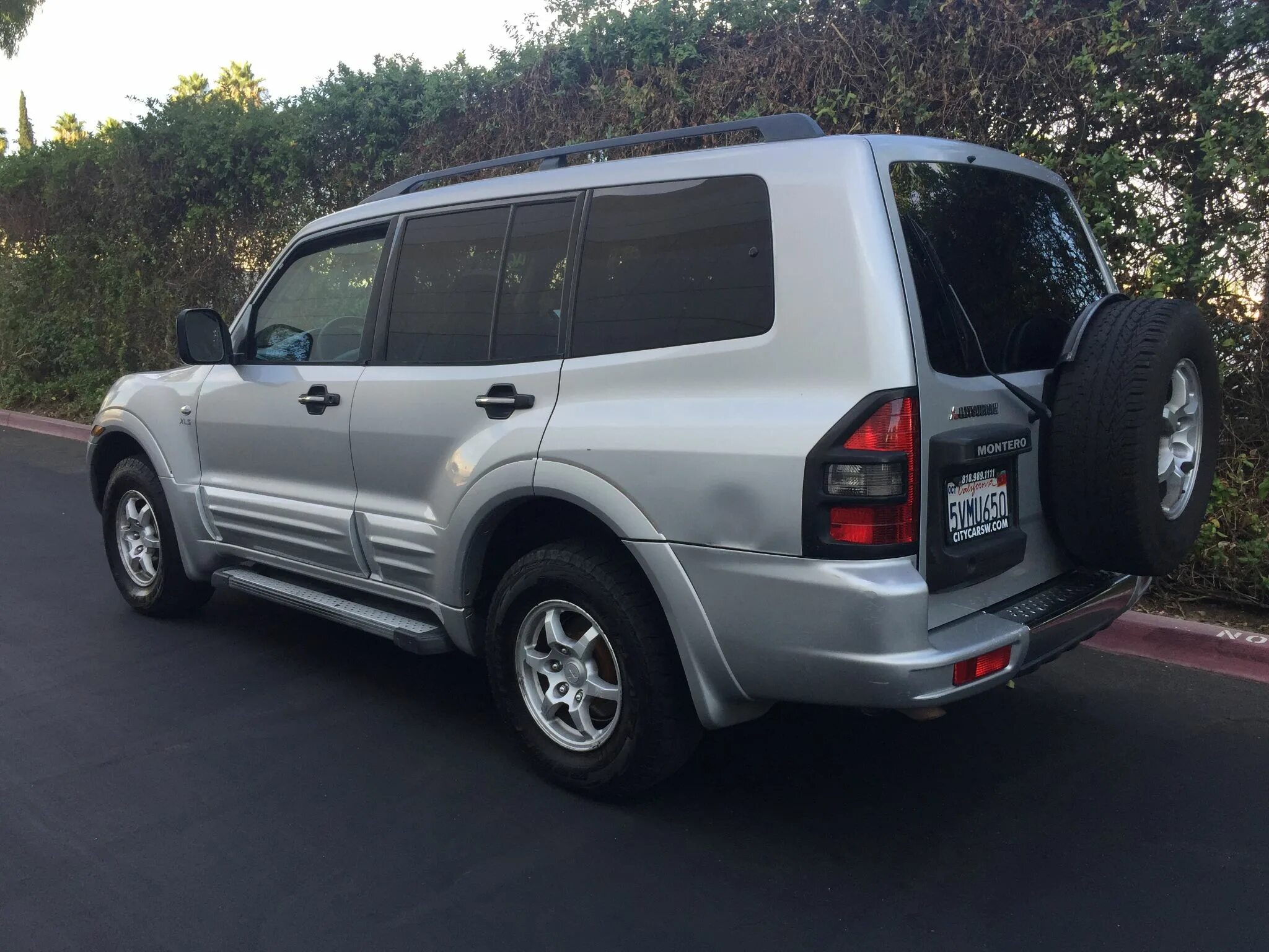 Mitsubishi montero 2001. Mitsubishi Montero 3. Митсубиси Монтеро 2001. Mitsubishi Montero 4. Митсубиси Монтеро 2001 года.