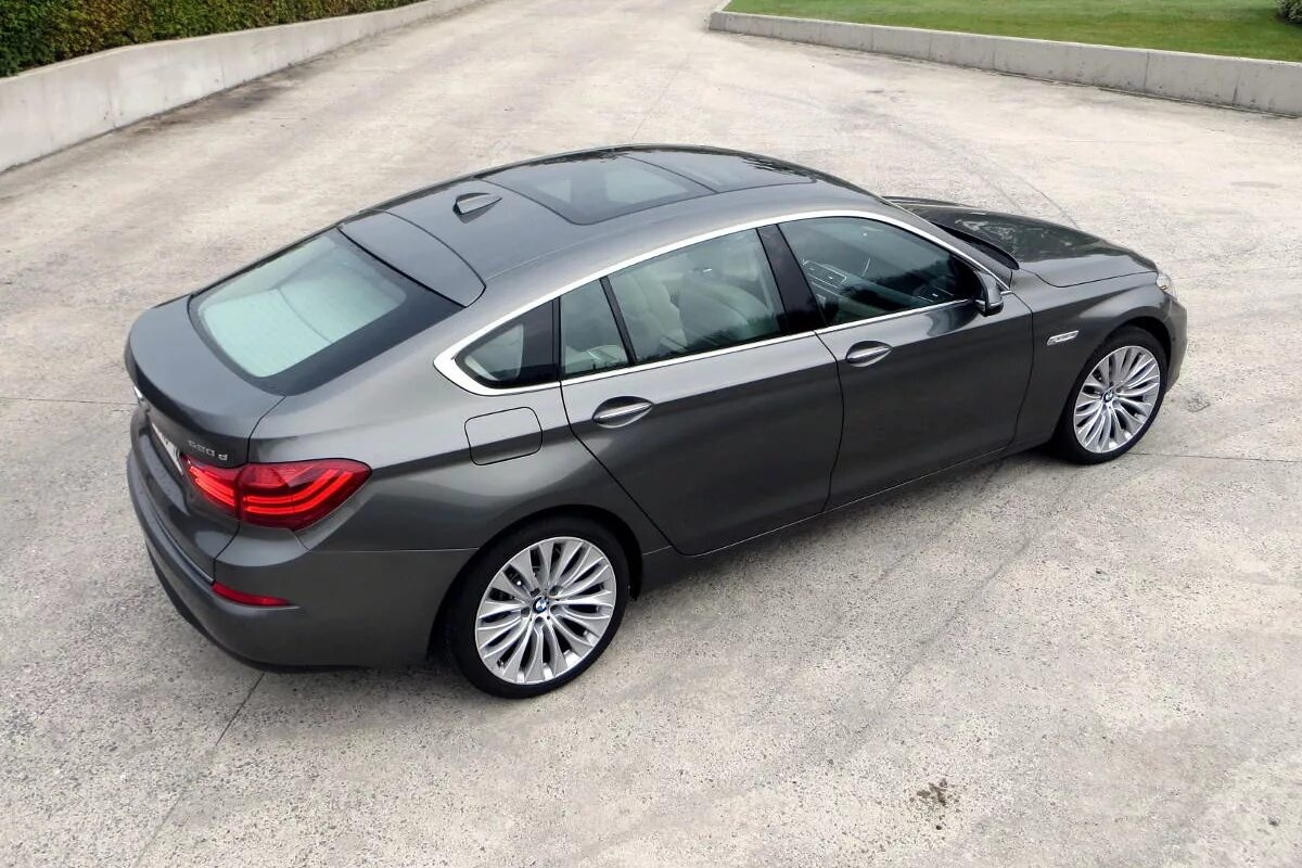 Bmw gt купить. BMW 520 gt. BMW 5 gt. BMW 520d gt. BMW gt 520i.