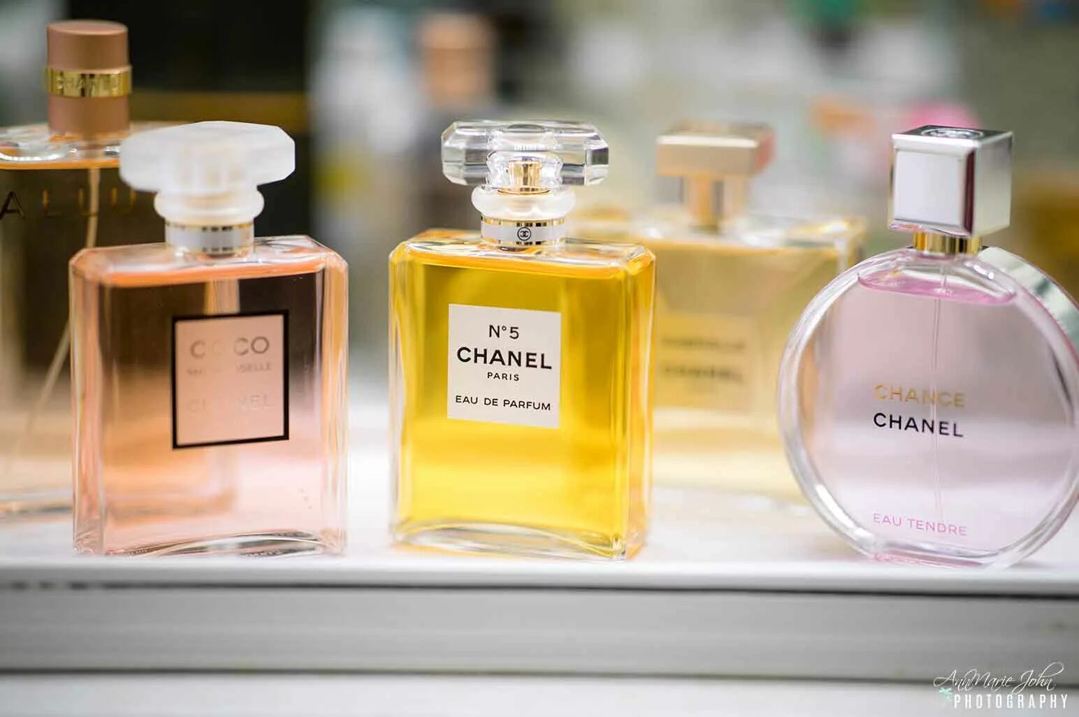 Chanel chance (Coco Chanel). Шанель 5 духи шанс. Chanel 5 духи. Chanel духи Flora. Парфюм шанель отзывы