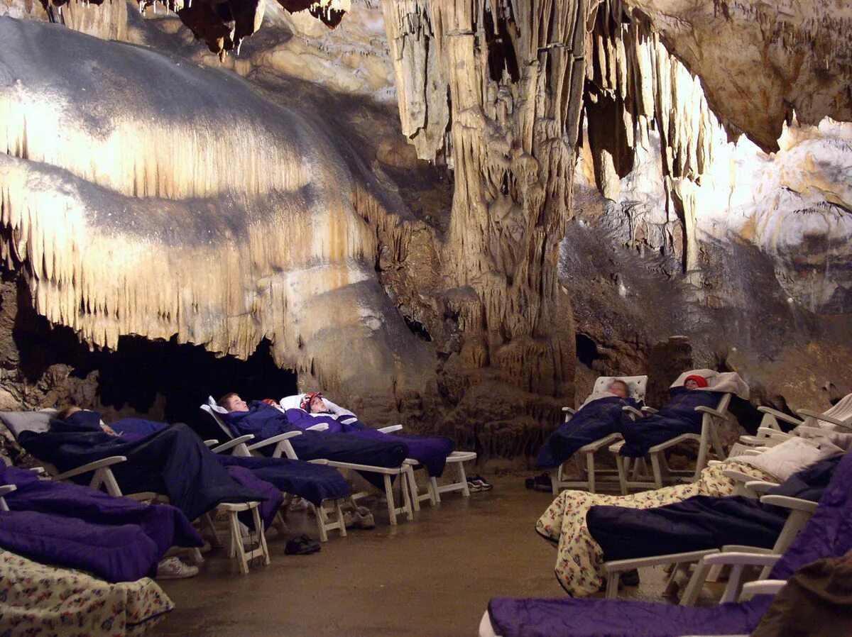 спелеокамера соляная пещера. пещера белая цхалтубо. спелеотерапия соляная пещера. спелеотерапия история. спелеотерапия и галотерапия.