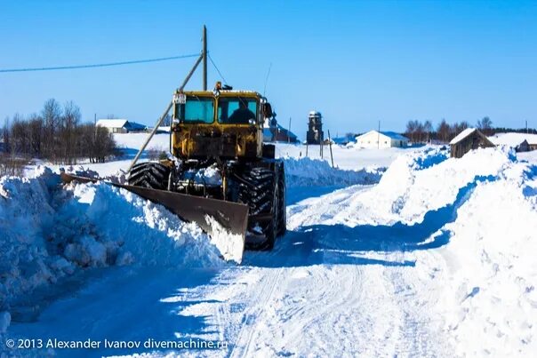 К 700 на зимнике. Трактора на севере. Кировец с отвалом. Бульдозер на зимнике.