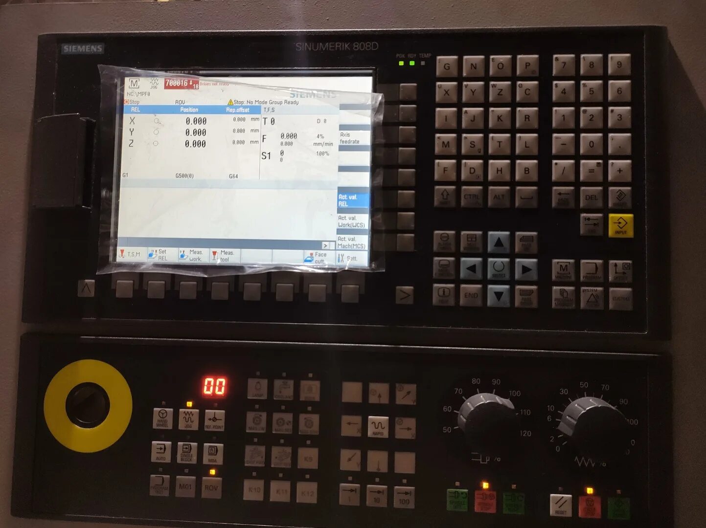 Siemens sinumerik 808d. Синумерик 808d. стойка сименс синумерик 808d. станок sinumerik 808d.