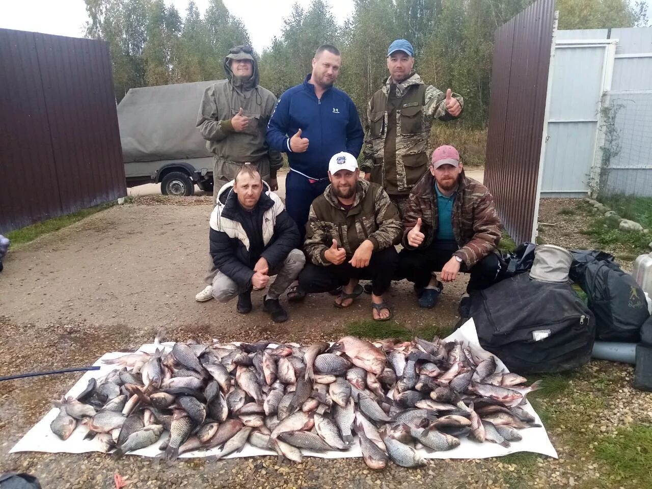 Большая рыбалка астрахань вконтакте. Рыбалка в Астрахани. Рыбалка в Астраханской области. Астраханская рыбалка. Охота и рыбалка в Астрахани.