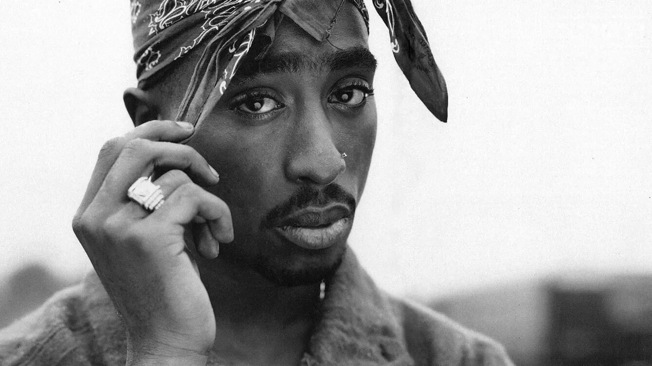 Тупак амару шакур. Тупак 2. 2pac шакур. 2pac фотосессия. 2pac.