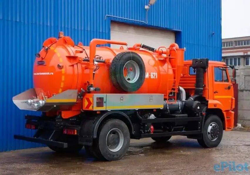 Илосос камаз ко-530-25. Машина илососная ко-507ам. Каналопромывочная илососная машина. Илососная машина. 5814т6 на шасси камаз 43118-50.