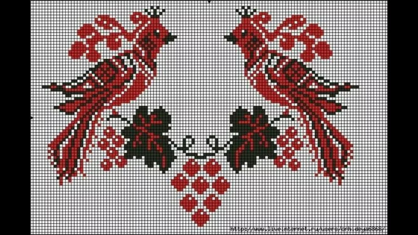 Вышивка однотонная. Узоры крестиком. Вышивка крестом красная. Вышивка крестом красные розы. Птицы на рушнике.