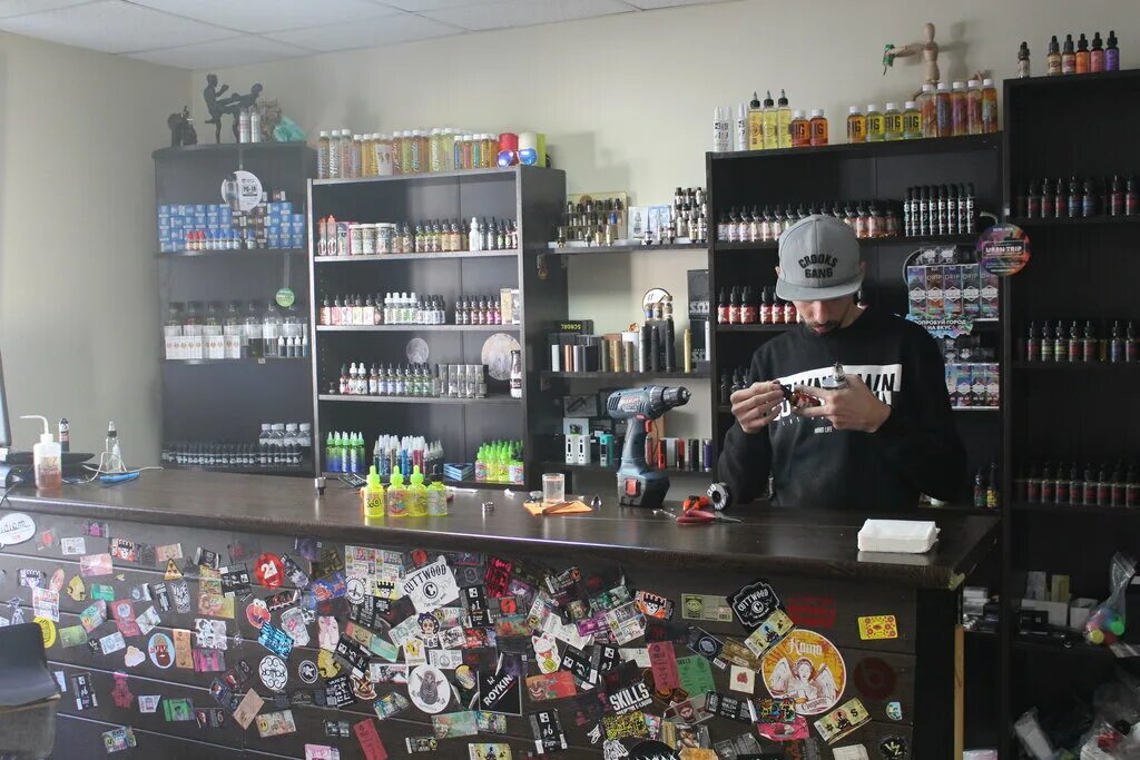 Вейпшоп тверь. Бульвар цанова 8 в твери карта. Табачка монсмок тверь. Smoke vape shop. Магазин вейпов в ярославле.
